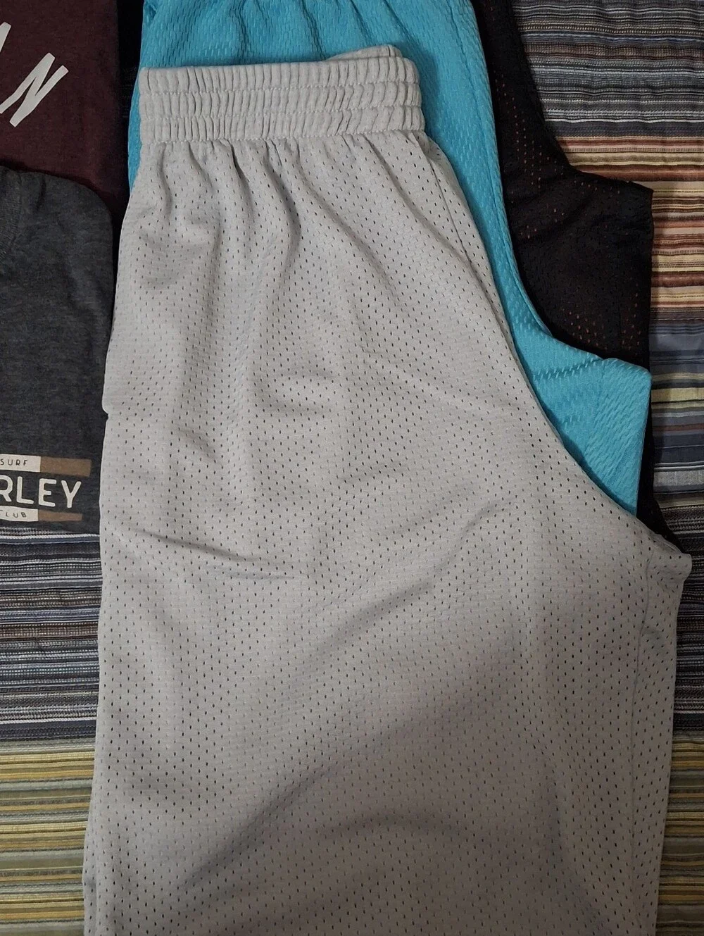 Young Mens Size S/ Boys 14-16 XL Mixed Name Brand Athletic Bunde